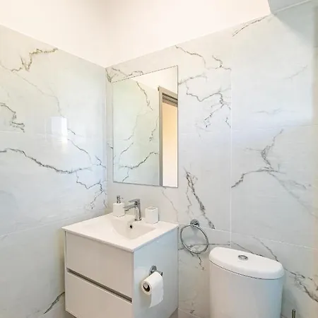 Center Apartment